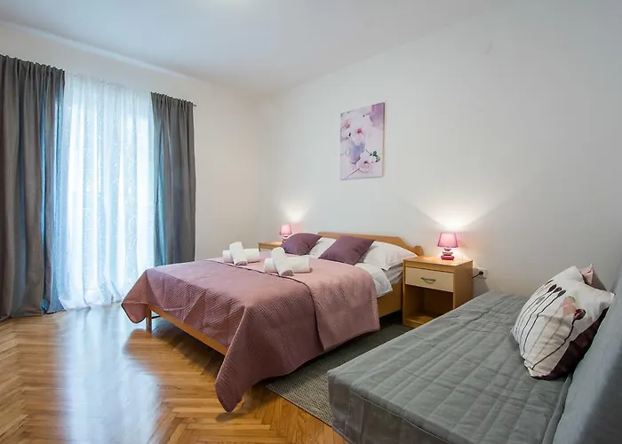 Lägenhet Melita Center *