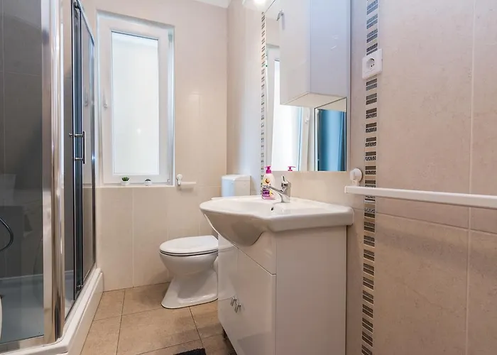 Lägenhet Melita Center